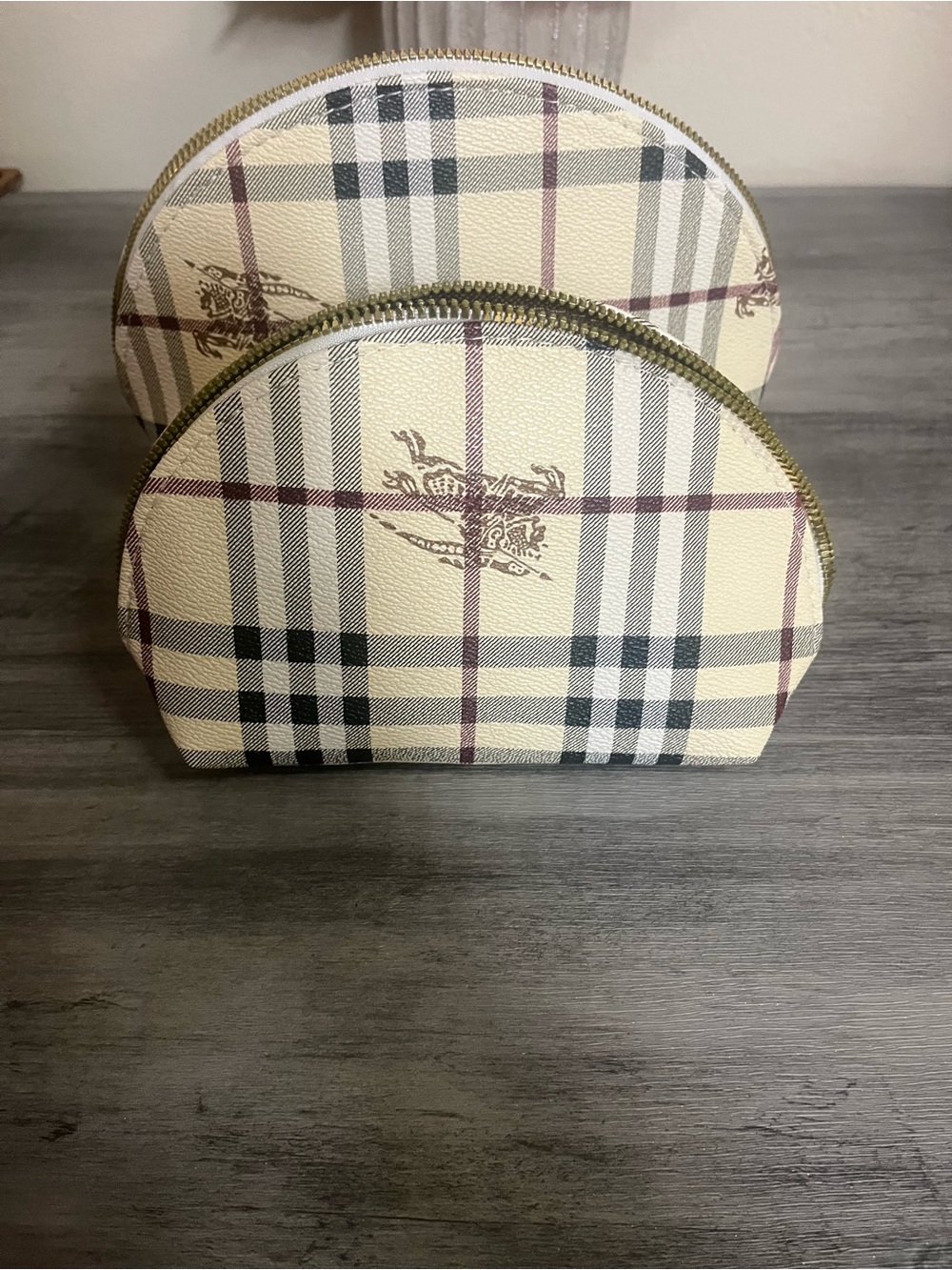 Checked Cream Zip Cosmetic Pouch - Picture 3 of 8